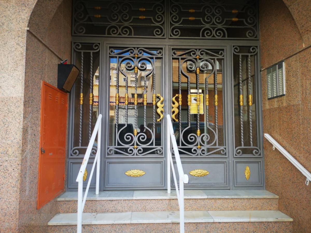 Apartamento De Raa Torrevieja Bagian luar foto